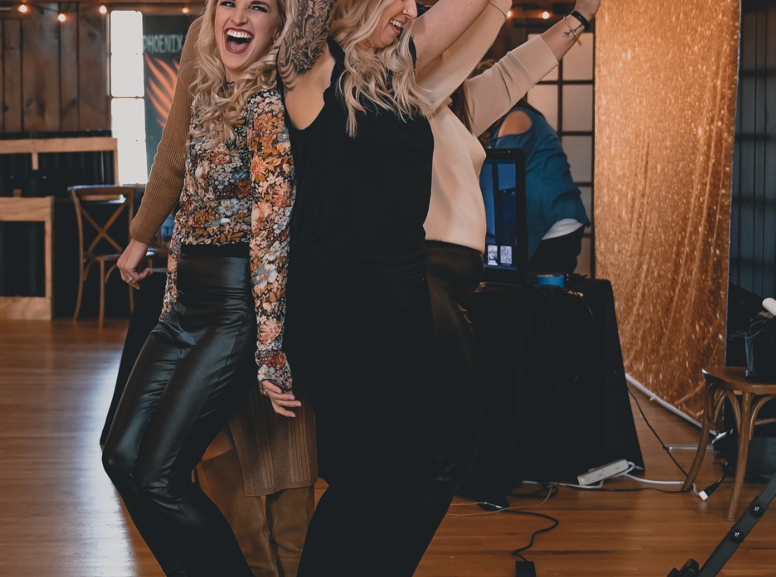 RAK Photobooths Logo